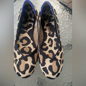 Rothy’s 8 excellent condition Desert Cat